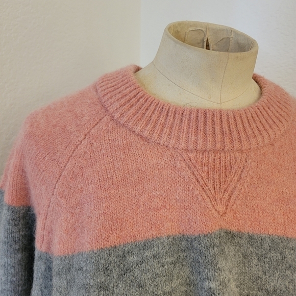 J Crew Sz M/L Colorblock Crewneck Sweater In Heather Rose Alpaca Wool - Picture 3 of 9